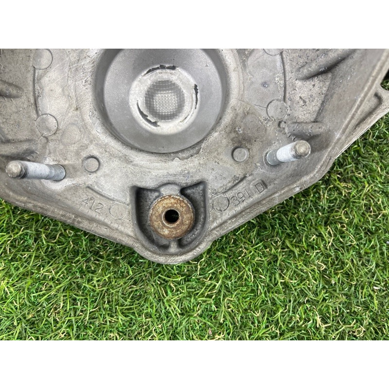 Кронштейн опоры амортизатора (подвеска) AUDI Q7 4L 2007 3.6 7L0412391D