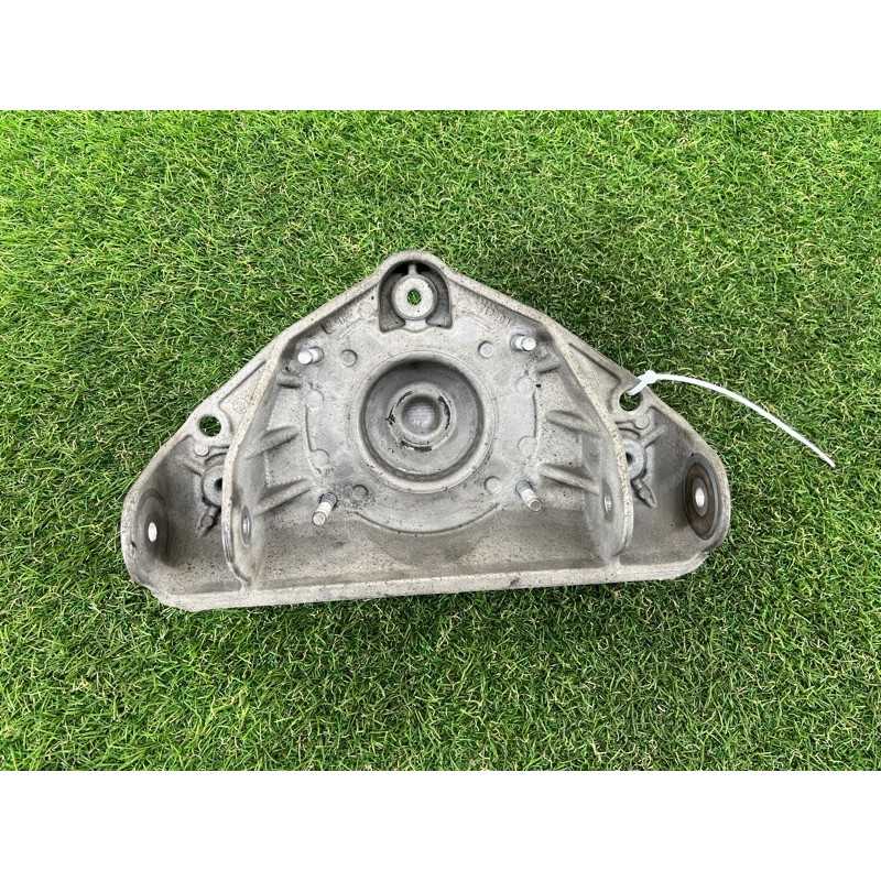 Кронштейн опоры амортизатора (подвеска) AUDI Q7 4L 2014 3.0 TFSi CTWB 7L0412391D