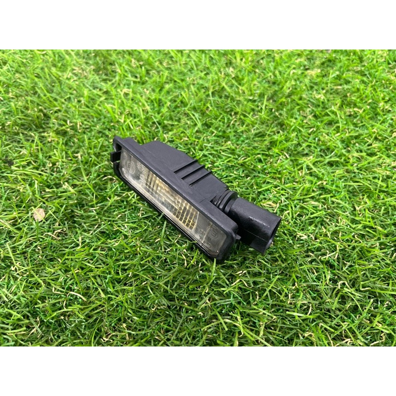 Плафон подсветки номера (оптика) PORSCHE CAYENNE 958 2013 3.6 95863162000