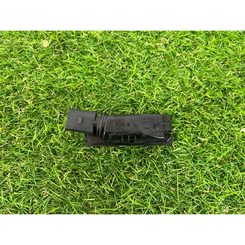 Плафон подсветки номера (оптика) PORSCHE CAYENNE 958 2013 3.6 95863162000