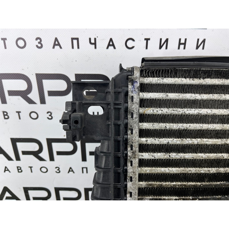 Інтеркулер (система охолодження) Volkswagen Amarok 2H 2012 2.0 tdi 2H0145804D