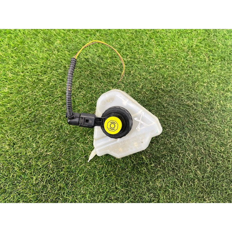 Бачок тормозной жидкости (тормозная система) AUDI Q7 4L 2014 3.0 TFSi CTWB 7L8611303