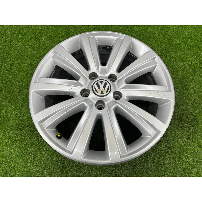 Комплект дисков 5x120 R18 7,5Jx18H2 ET45 (диски на авто) Volkswagen Amarok 2H 2012 2.0 tdi 2H0601025B8Z8
