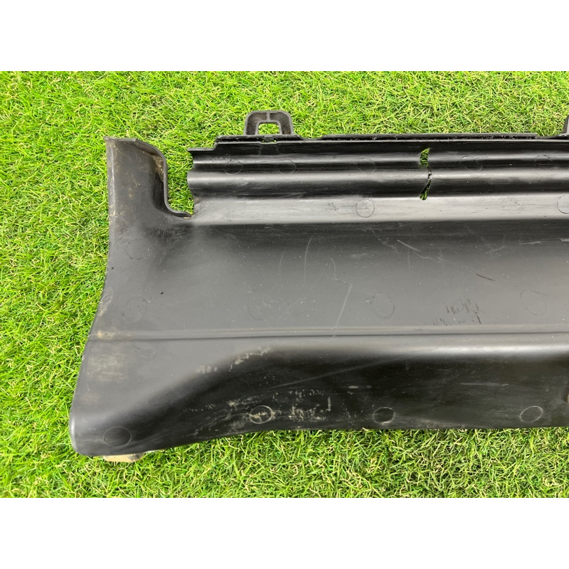 Повітропровід радіатора (кузов і елементи) Volkswagen Amarok 2H 2012 2.0 tdi 2H0121333C