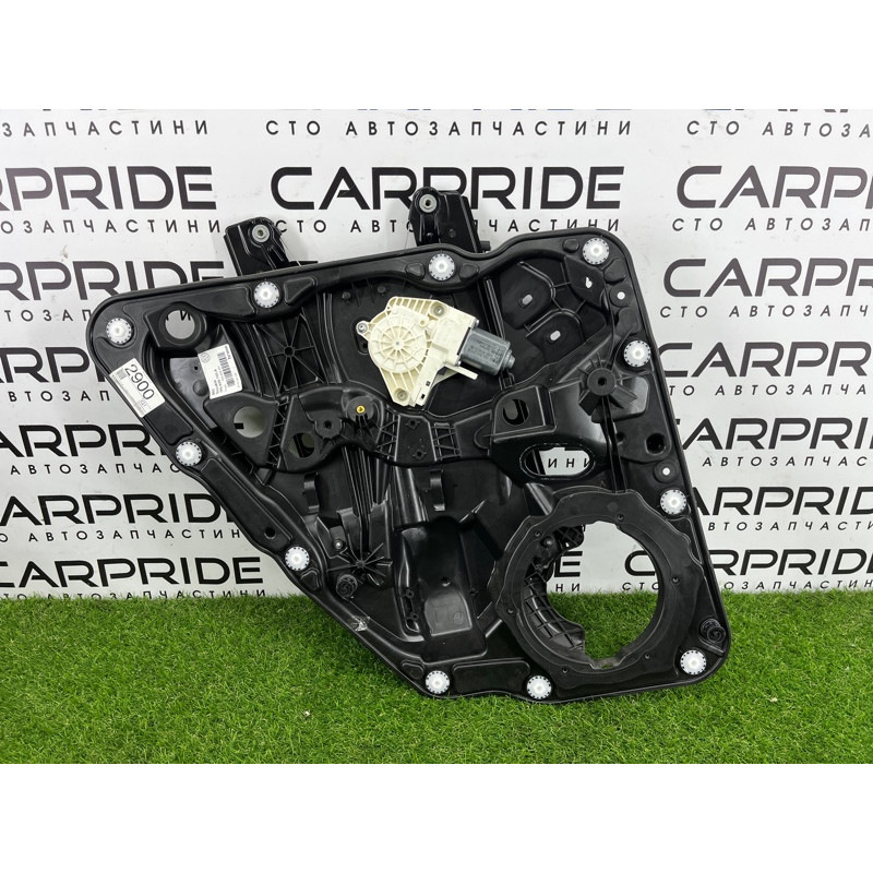 Механизм стеклоподъемника с мотором (кузов и элементы) Volkswagen Touareg NF 2012 3.0 7P6839461A