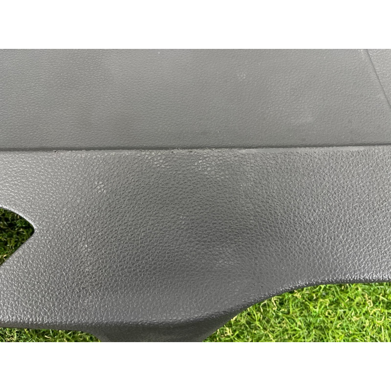 Обшивка крышки багажника (салон) Volkswagen Passat B7 2016 1.8 561867605D82V