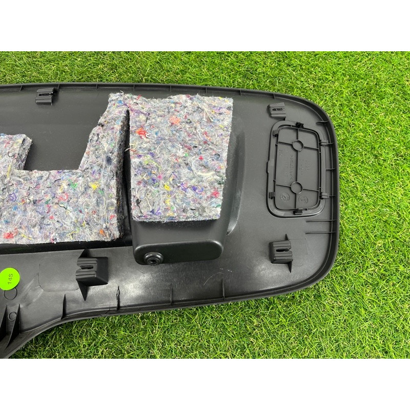 Обшивка крышки багажника (салон) Volkswagen Passat B7 2016 1.8 561867605D82V