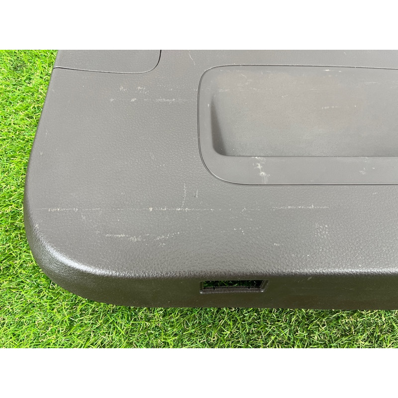 Обшивка крышки багажника (салон) Volkswagen Touareg NF 2012 3.0 7P6867601B3G4