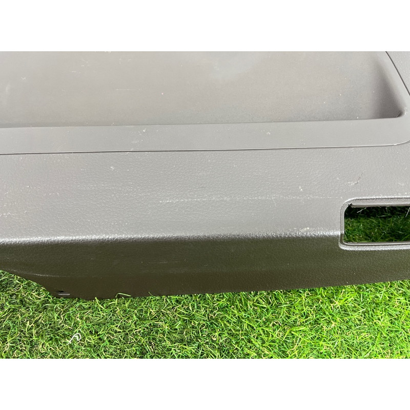 Обшивка крышки багажника (салон) Volkswagen Touareg NF 2012 3.0 7P6867601B3G4