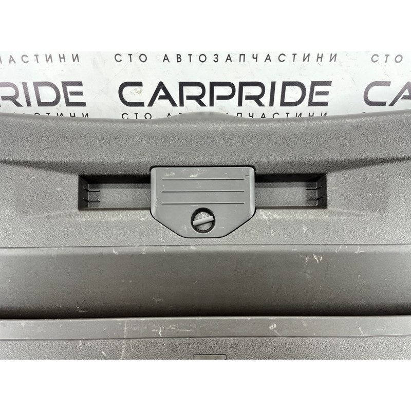 Обшивка крышки багажника (салон) Volkswagen Touareg NF 2011 3.6 7P68676013G4