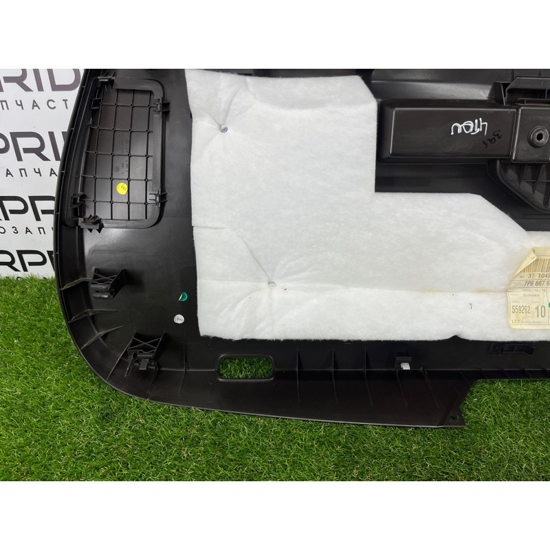 Обшивка крышки багажника (салон) Volkswagen Touareg NF 2011 3.6 7P68676013G4