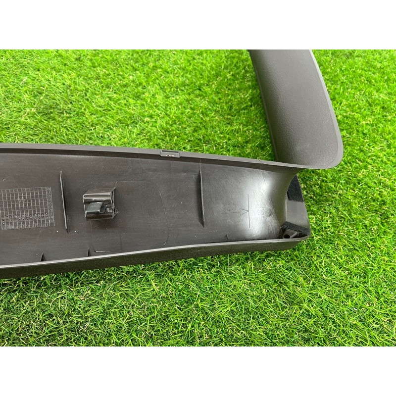 Обшивка крышки багажника (салон) Volkswagen Touareg NF 2012 3.6 7P68676033G4