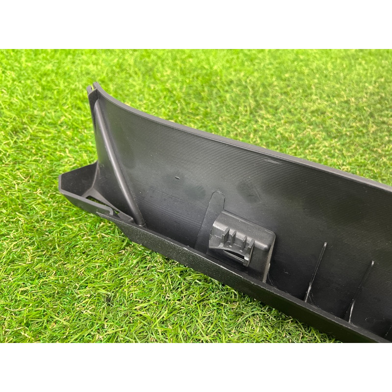 Обшивка крышки багажника (салон) Jeep Grand Cherokee WK2 2016 3.6 1XW82DX9AB