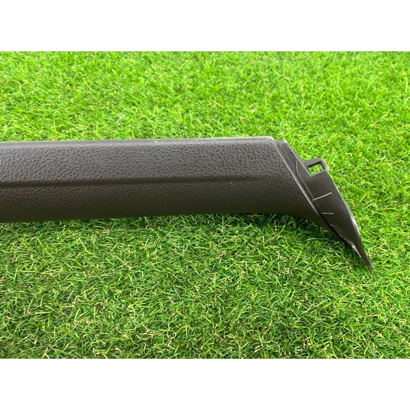 Обшивка крышки багажника (салон) Volkswagen Touareg NF 2012 3.0 7P68676033G4