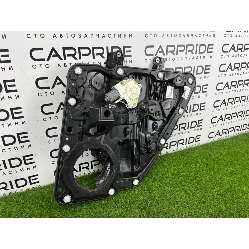 Механизм стеклоподъемника с мотором (кузов и элементы) Volkswagen Touareg NF 2012 3.0 7P6839462A