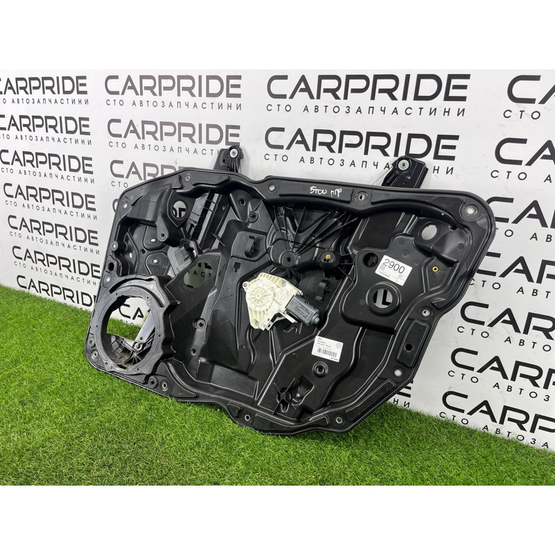 Механизм стеклоподъемника с мотором (кузов и элементы) Volkswagen Touareg NF 2012 3.0 7P6837462B