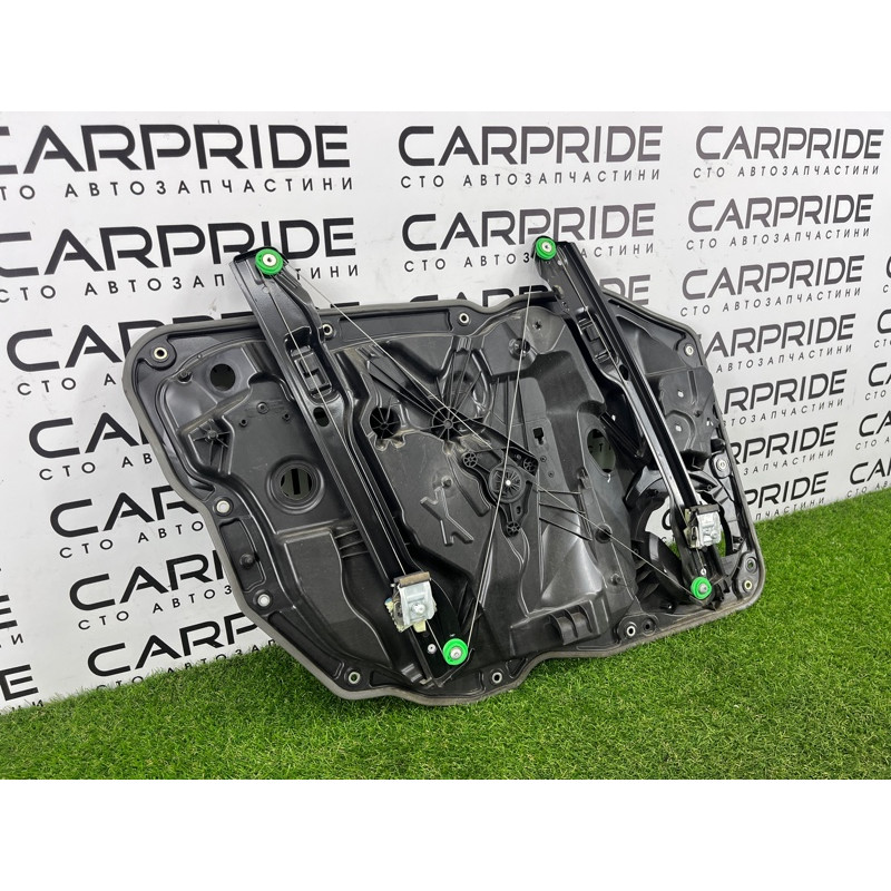 Механизм стеклоподъемника с мотором (кузов и элементы) Volkswagen Touareg NF 2012 3.0 7P6837462B