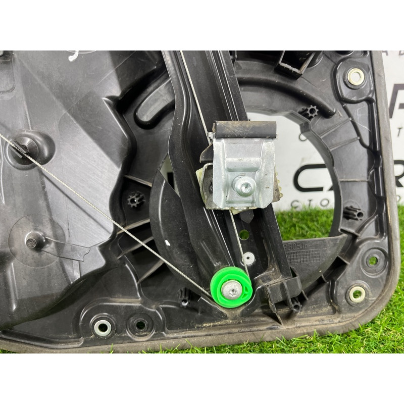 Механизм стеклоподъемника с мотором (кузов и элементы) Volkswagen Touareg NF 2012 3.0 7P6837462B