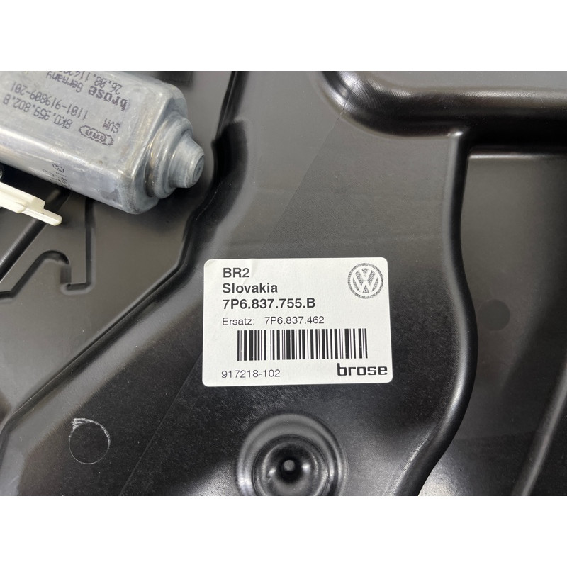 Механизм стеклоподъемника с мотором (кузов и элементы) Volkswagen Touareg NF 2012 3.0 7P6837462B