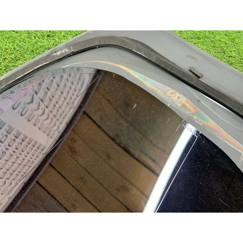 Стекло крышки багажника (стекла и зеркала) Renault Scenic III 2011 1.6 R9M 903005701R