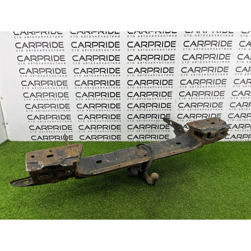 Усилитель бампера (наружные элементы кузова) Volkswagen Amarok 2H 2012 2.0 tdi 2H5807305S