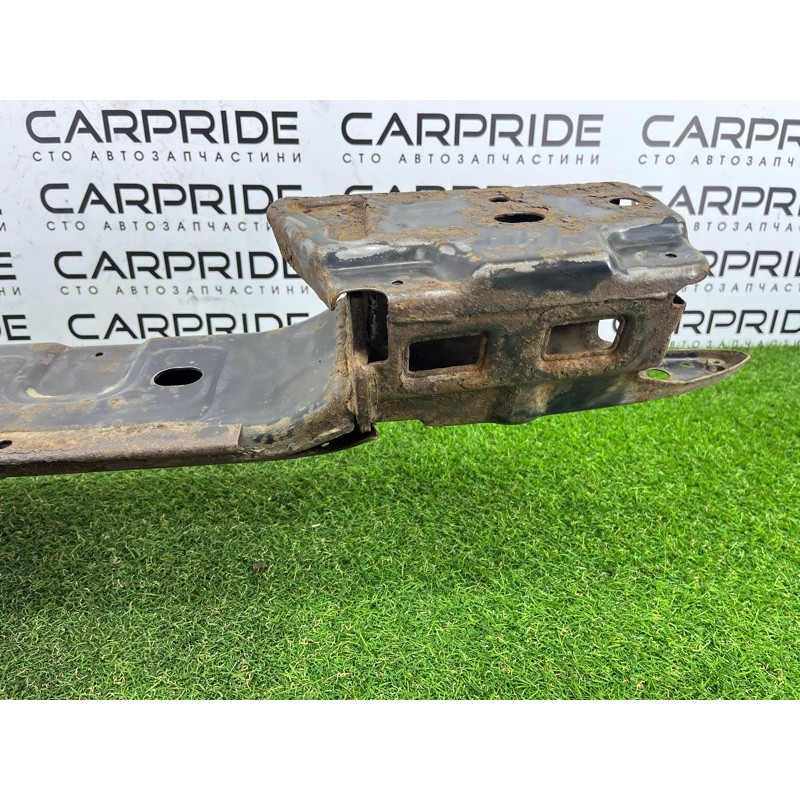 Усилитель бампера (наружные элементы кузова) Volkswagen Amarok 2H 2012 2.0 tdi 2H5807305S