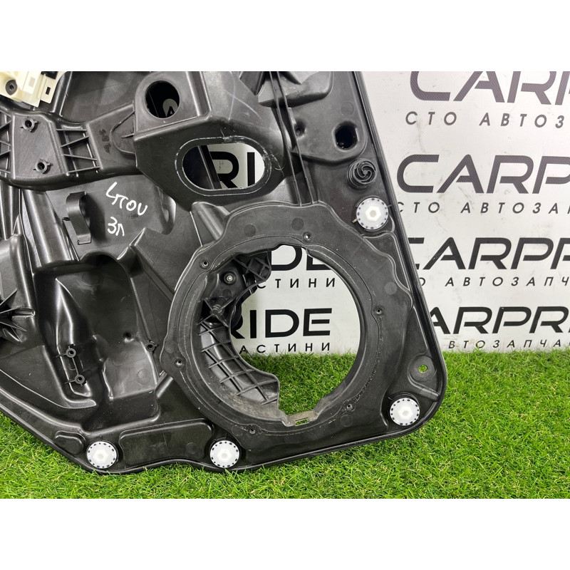 Механизм стеклоподъемника с мотором (кузов и элементы) Volkswagen Touareg NF 2011 3.6 7P6839461A
