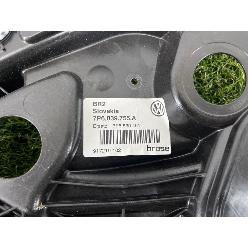 Механизм стеклоподъемника с мотором (кузов и элементы) Volkswagen Touareg NF 2011 3.6 7P6839461A
