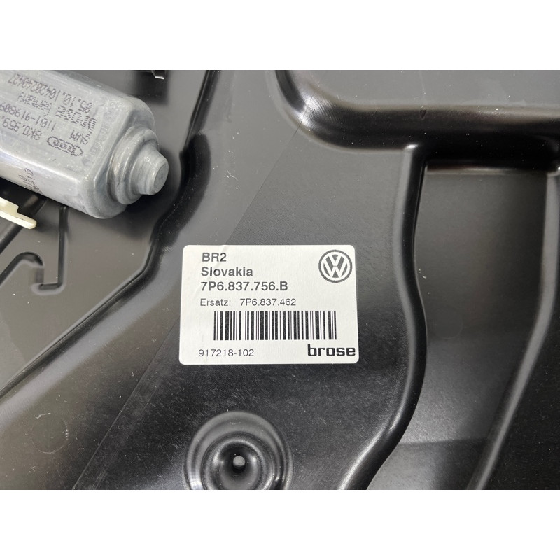 Механизм стеклоподъемника с мотором (кузов и элементы) Volkswagen Touareg NF 2011 3.6 7P6837462B