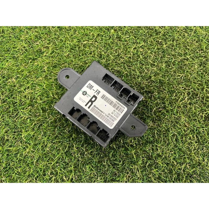 Блок управления дверьми (электрика / блоки управления) Jeep Grand Cherokee WK2 2016 3.6 68245460AB