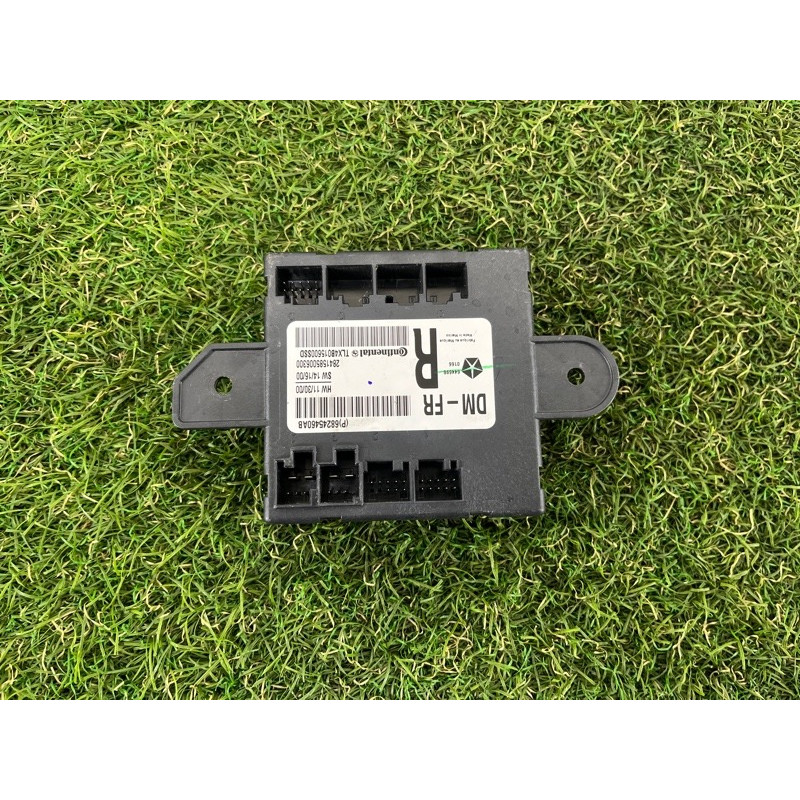 Блок управления дверьми (электрика / блоки управления) Jeep Grand Cherokee WK2 2016 3.6 68245460AB