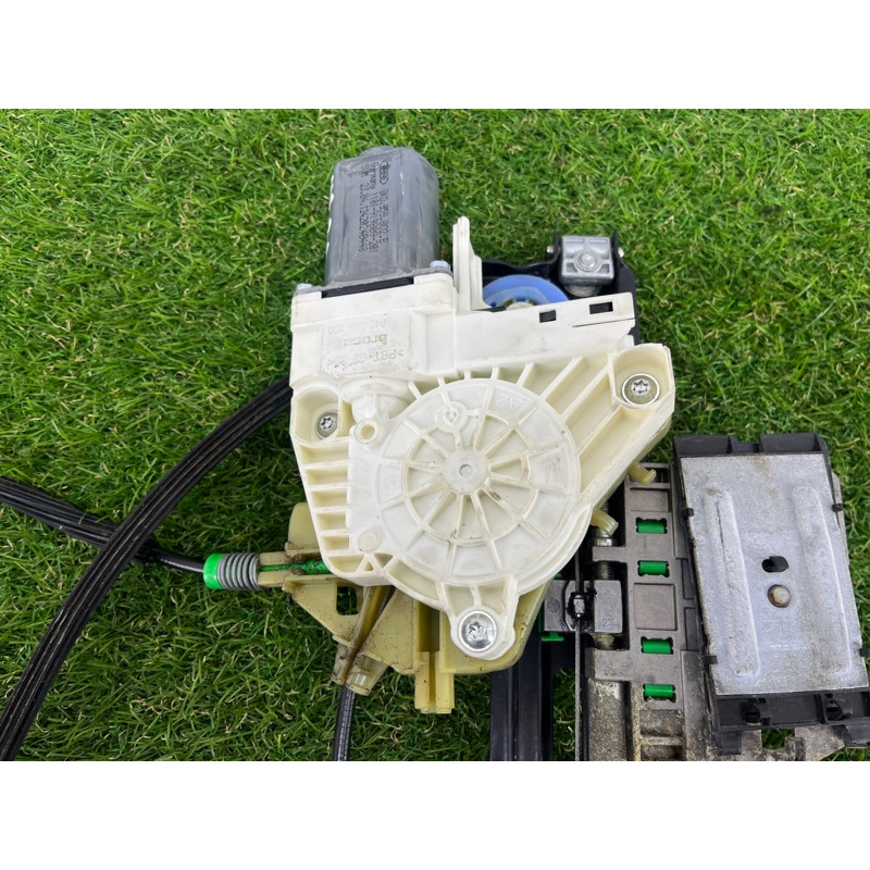 Механизм стеклоподъемника с мотором (кузов и элементы) AUDI A7 4G 2013 3.0 CGXB 4G8839461A