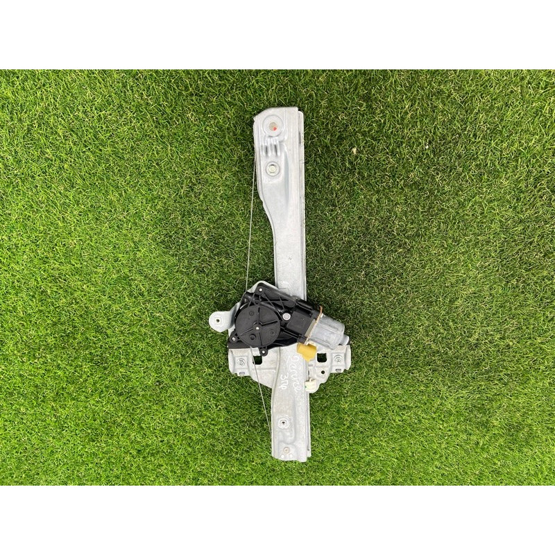 Механизм стеклоподъемника с мотором (кузов и элементы) CHEVROLET Cruze J300 2011 1.4 95999490