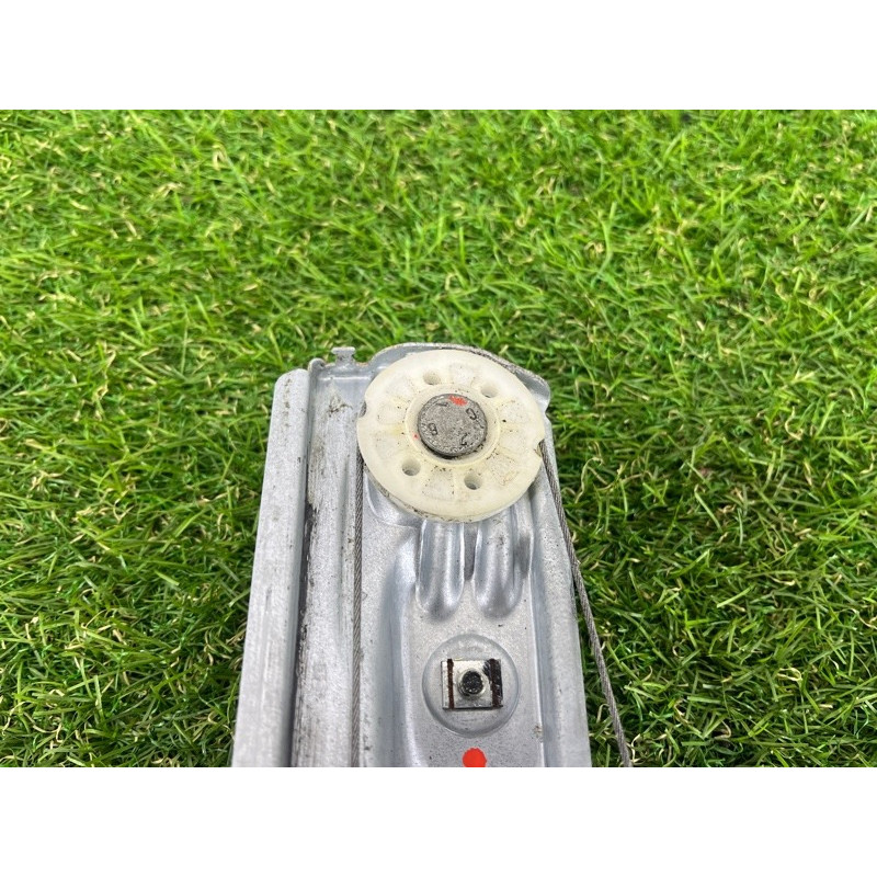 Механизм стеклоподъемника с мотором (кузов и элементы) CHEVROLET Cruze J300 2011 1.4 95999490