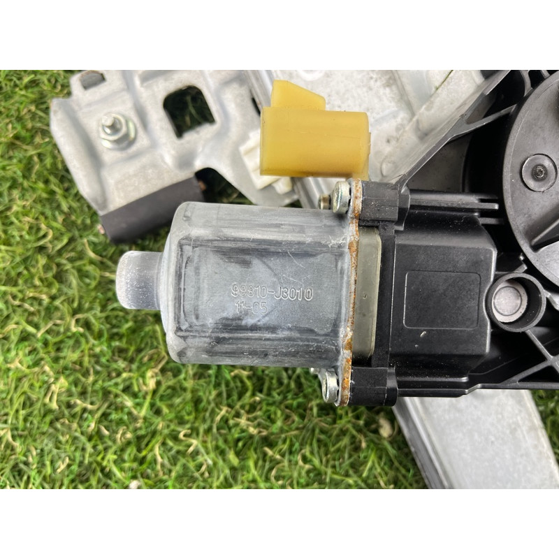 Механизм стеклоподъемника с мотором (кузов и элементы) CHEVROLET Cruze J300 2011 1.4 95999490