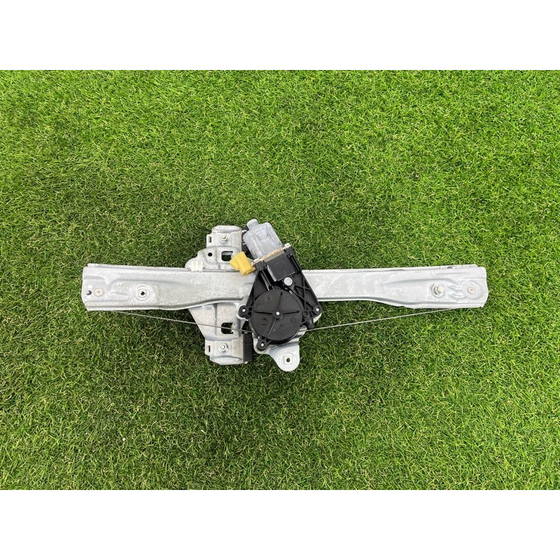 Механизм стеклоподъемника с мотором (кузов и элементы) CHEVROLET Cruze J300 2011 1.4 95999489