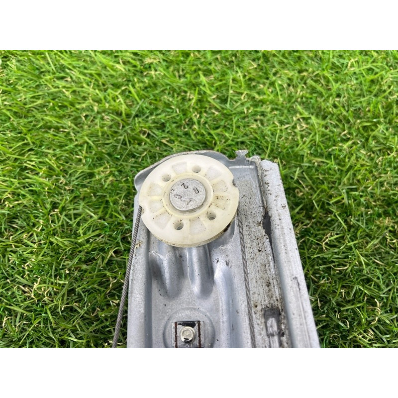 Механизм стеклоподъемника с мотором (кузов и элементы) CHEVROLET Cruze J300 2011 1.4 95999489