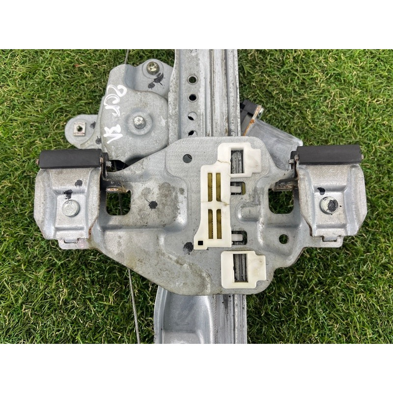 Механизм стеклоподъемника с мотором (кузов и элементы) CHEVROLET Cruze J300 2011 1.4 95999489