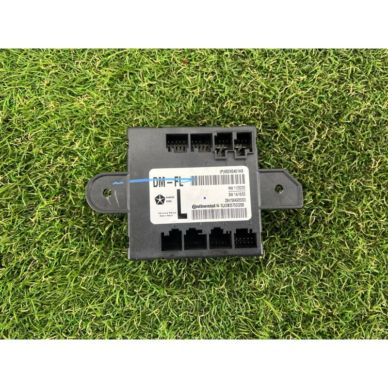 Блок управления дверьми (электрика / блоки управления) Jeep Grand Cherokee WK2 2016 3.6 68245461AB