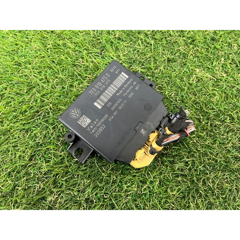 Блок управления парктрониками (электрика / блок управления) Volkswagen Amarok 2H 2012 2.0 tdi 7E0919475D