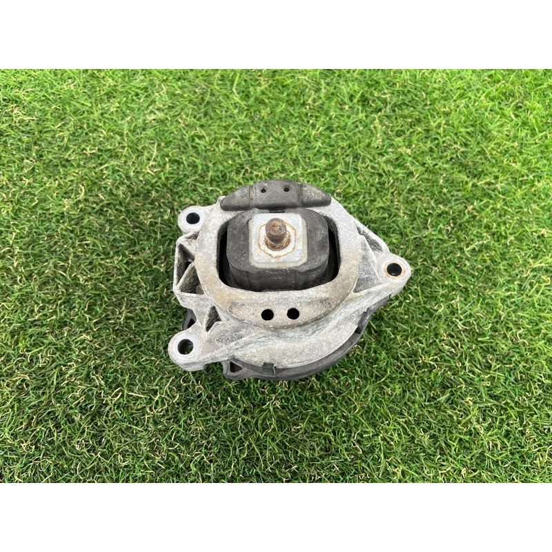 Подушка двигателя (двигатель и элементы) BMW 4-series F32 2015 2.0 22116863821