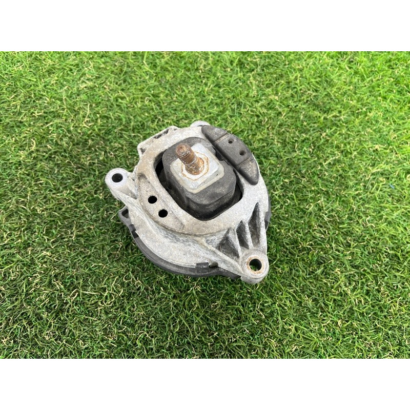 Подушка двигателя (двигатель и элементы) BMW 4-series F32 2015 2.0 22116863821