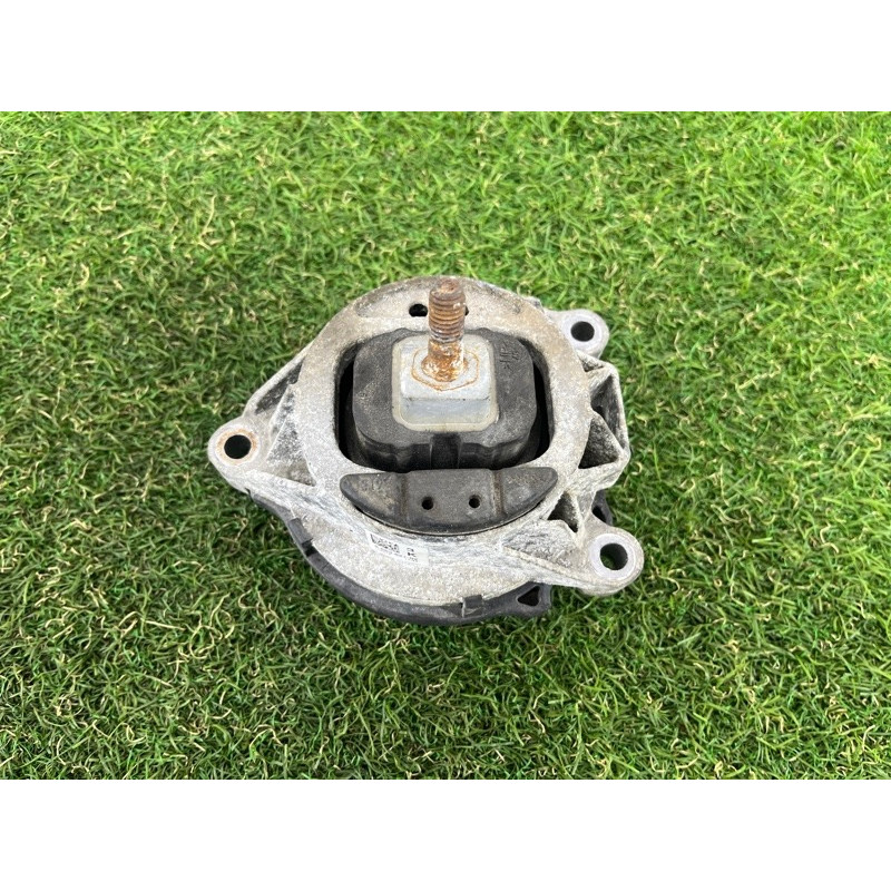 Подушка двигателя (двигатель и элементы) BMW 4-series F32 2015 2.0 22116863821