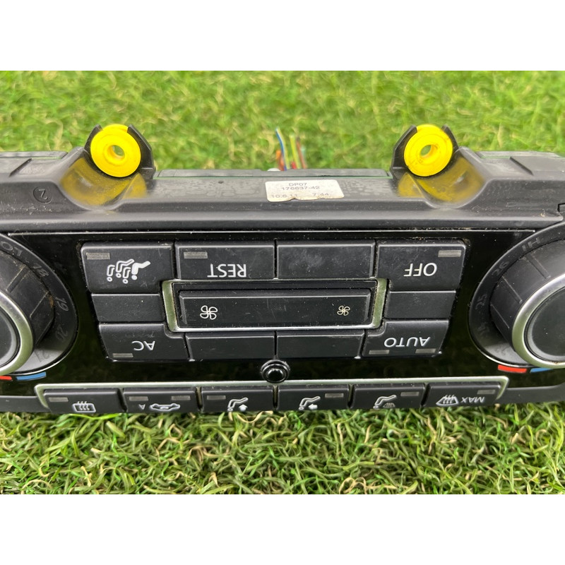 Блок управления климат-контролем (электрика / блок управления) Volkswagen Amarok 2H 2012 2.0 tdi 2H0907040EZJU