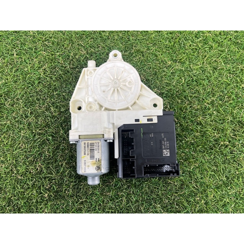 Мотор стеклоподъемника (электрика) Volkswagen Passat B7 2016 1.8 561959702BZ05