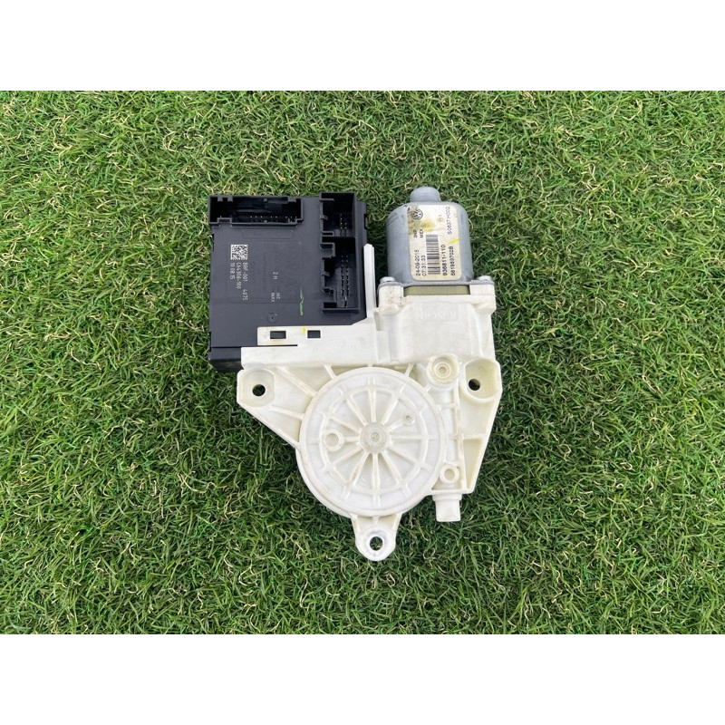 Мотор стеклоподъемника (электрика) Volkswagen Passat B7 2016 1.8 561959702BZ05