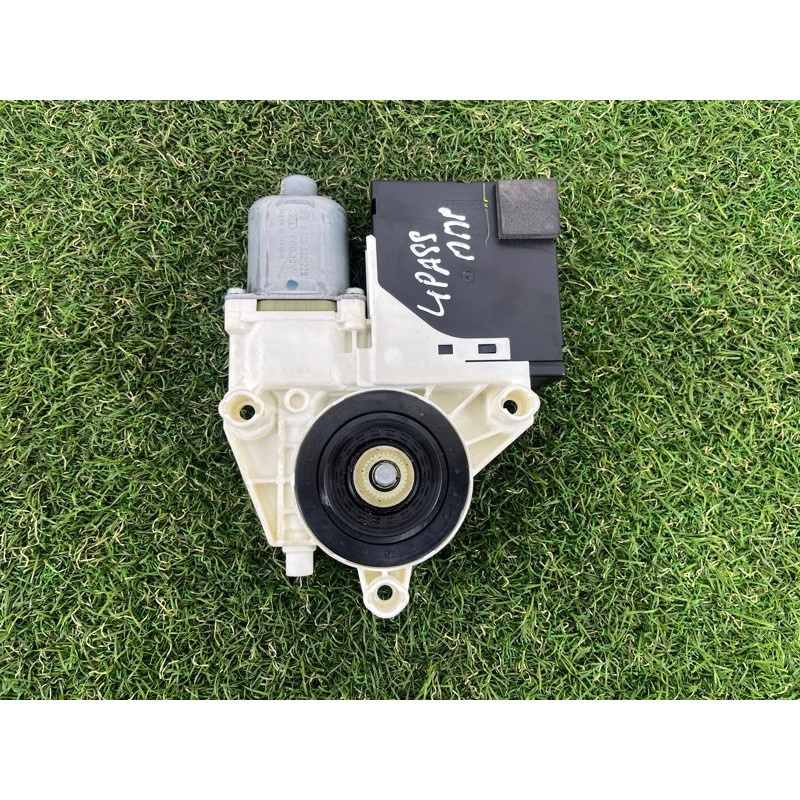 Мотор стеклоподъемника (электрика) Volkswagen Passat B7 2016 1.8 561959702BZ05