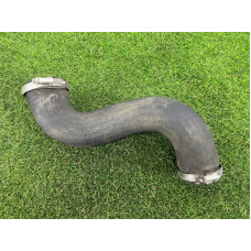 Патрубок интеркулера