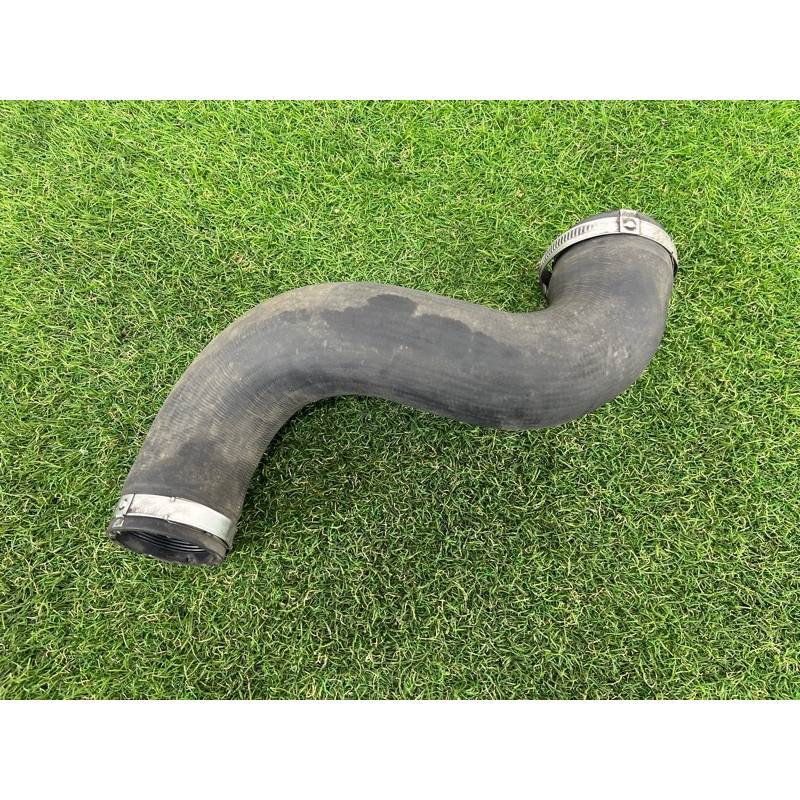 Патрубок интеркулера (двигатель и элементы) Volkswagen Amarok 2H 2012 2.0 tdi 2H0145708E