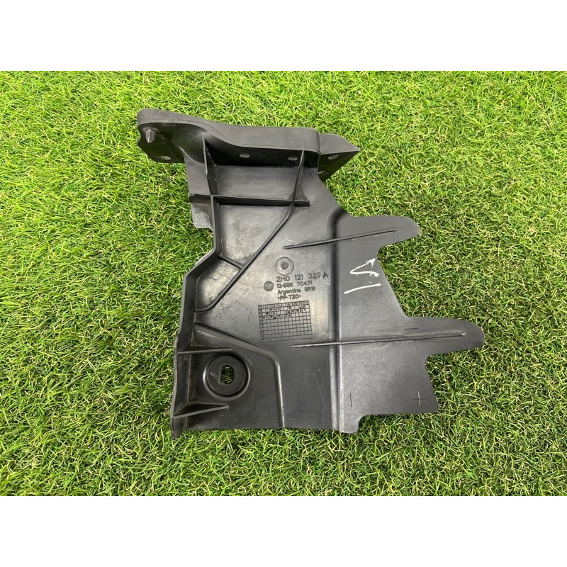 Повітропровід радіатора (кузов і елементи) Volkswagen Amarok 2H 2012 2.0 tdi 2H0121329A